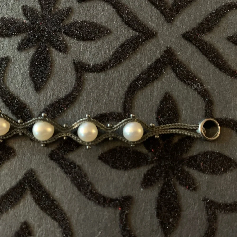 Holiday SALE - 🎄🎄🎄🎄Ten Thousand Things Scallop Silver/Pearl Bracelet - Picture 5 of 9
